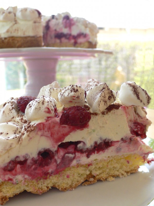 Himbeer-Meringuen-Torte | LebensArt